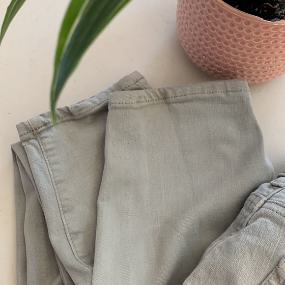 ⭐️SALE⭐️ Paige Verdugo Crop Size 30 EUC - Picture 3 of 14